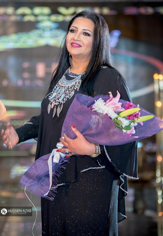 المهندسة المغربية نسرين الكتاني تفوز بلقب ملكة جمال العرب للمحجبات  صورة رقم 5