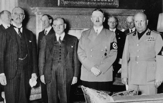 حقيقة ترشيح أدولف هتلر لنيل جائزة نوبل للسلام صورة رقم 1