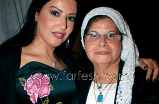حصريا بمناسبة عيد الأم: صور 50  فنانة عربية مع أمهاتهن (ج. 1) صورة رقم 22