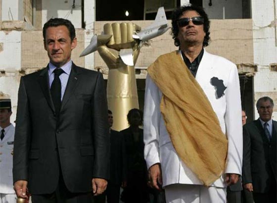 تسجيل صوتي للقذافي وإبنه يكشفان رشوة رئيس فرنسا صورة رقم 7
