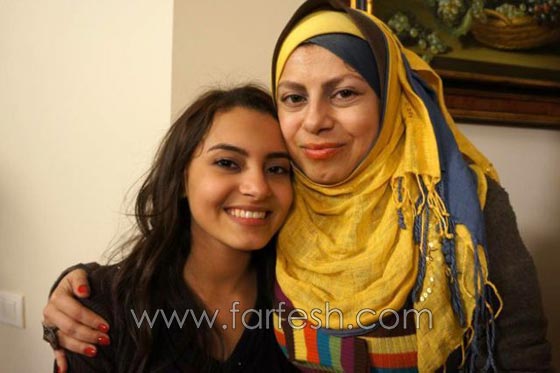 حصريا بمناسبة عيد الام: صور 50 فنانة عربية مع امهاتهن (ج. 2) صورة رقم 7