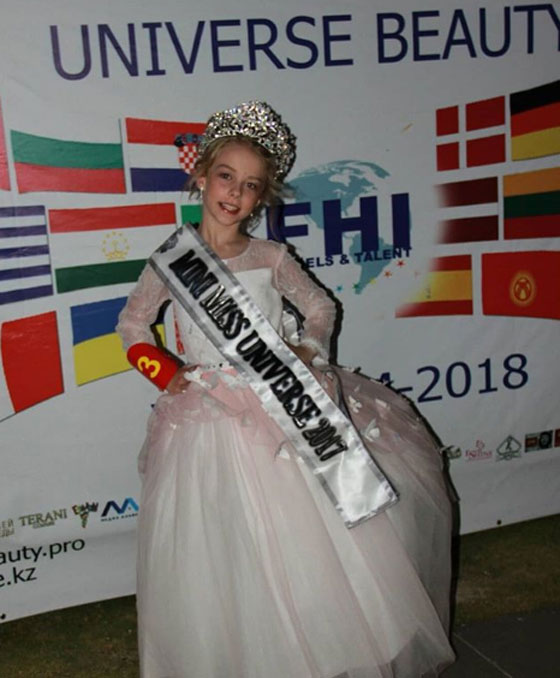 بالصور..  طفلة روسية تفوز بلقب ملكة جمال الكون لعام 2018 صورة رقم 4