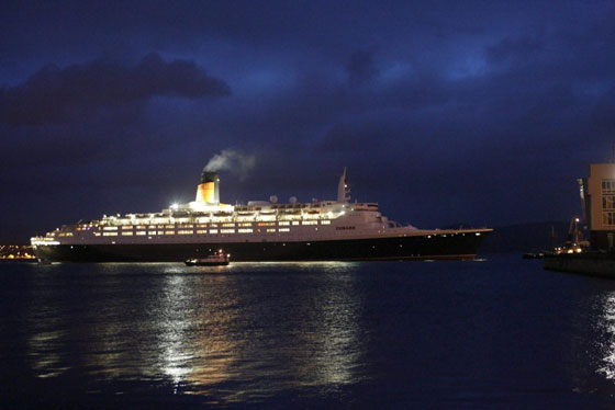 بالفيديو والصور.. سفينة كوين إليزابيث 2 التاريخية تتحول لفندق عائم صورة رقم 15