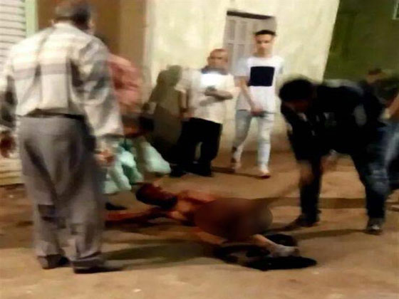  فيديو صادم: قتل شاب وسحل جثته بطريقة بشعة في مصر صورة رقم 3