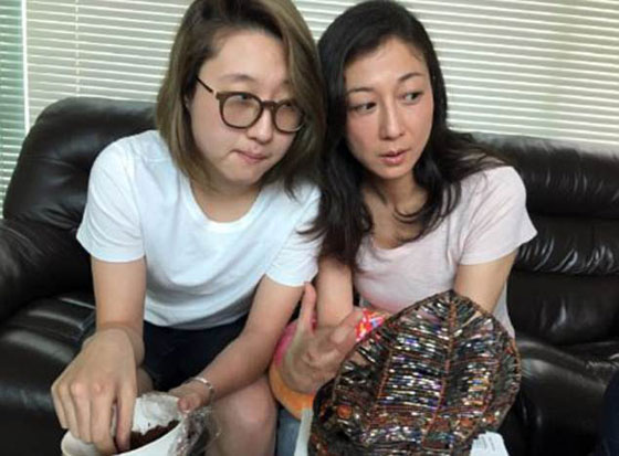 فيدو وصور ابنة جاكي شان المثلية وغير الشرعية مشردة في الشوارع  صورة رقم 5