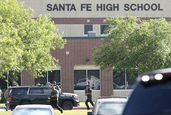تكساس: مجزرة في مدرسة تحصد 10 قتلى   صورة رقم 10