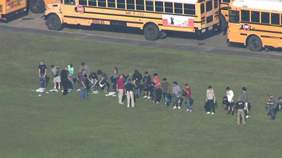 تكساس: مجزرة في مدرسة تحصد 10 قتلى   صورة رقم 3