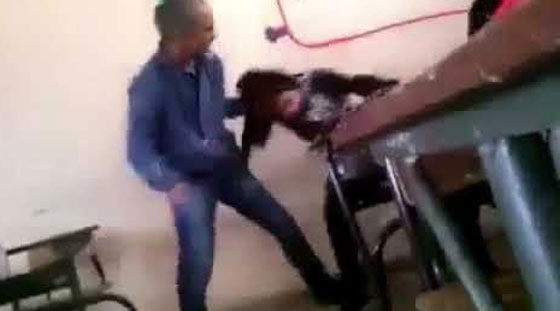 فيديو صادم: معلم مغربي يضرب طالبته بوحشية ويصفها بال مرتكبة الفاحشةامام زملائها! صورة رقم 1