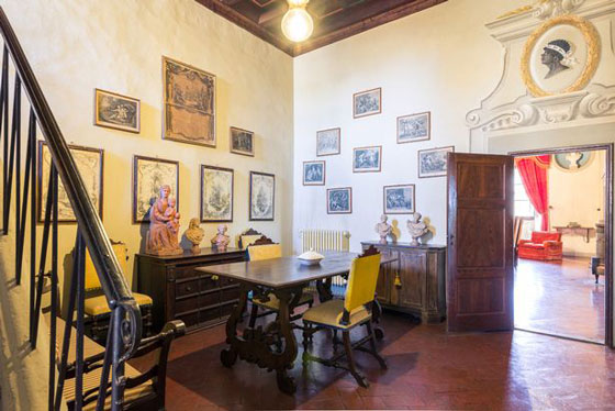 بالصور.. للبيع قلعة تاريخية في إيطاليا عمرها 6 قرون  صورة رقم 5
