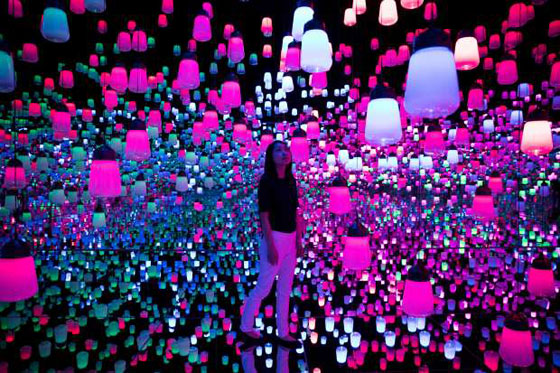 بالفيديو والصور..  متحف رقمي مدهش في اليابان يمزج الواقع بالخيال صورة رقم 12