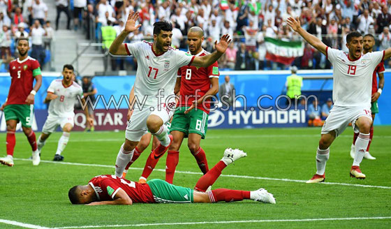 فيديو المغربي عزيز بوحدوز يعتذر لتسجيله هدف فوز ايران بالخطأ: انا غبي! صورة رقم 7