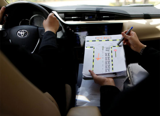 بالفيديو السعوديات جاهزات لقيادة السيارات غداً، وتحذير وعقوبات للرجال! صورة رقم 5