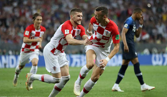 أهم اللقطات التي سجلت في المباراة النهائية لبطولة كأس العالم 2018 صورة رقم 6