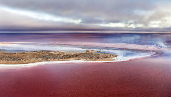 صور رائعة لبحيرة أسترالية بألوان قوس قزح صورة رقم 10