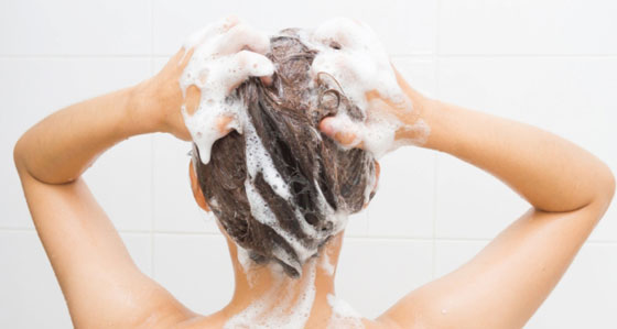 كم مرة يجب أن تغسل شعرك؟ صورة رقم 2