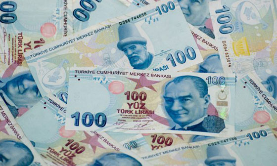تحت وطأة صراع القوقاز.. الليرة التركية تدفع الثمن 