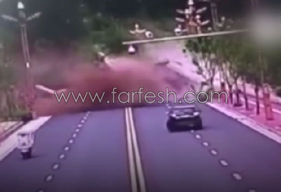 فيديو صادم.. انهيار جانب جبلي على طريق في الصين صورة رقم 3