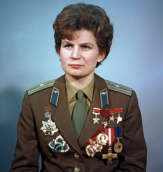 تعرفوا على فالنتينا تيريشكوفا أول امرأة في التاريخ صعدت إلى الفضاء! صورة رقم 7