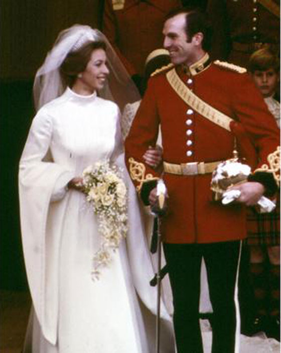  صورة رقم 3 - بالصور.. إليكم أبرز وأجمل فساتين الزفاف الملكية عبر الزمن
