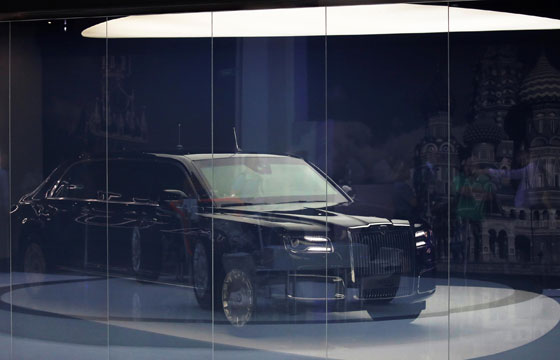 بالصور.. سيارة الرئيس بوتين الفخمة الجديدة صورة رقم 4