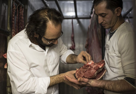 بعيدا عن الحمص والفلافل: مطعم (فوضى) في بيت لحم يقدم مأكولات فلسطينية حقيقية صورة رقم 2