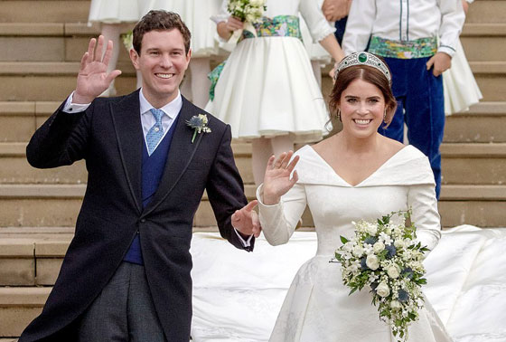 صور زفاف الاميرة يوجيني حفيدة الملكة اليزابيث ولماذا كشف ثوب الزفاف عن ظهرها؟ صورة رقم 1