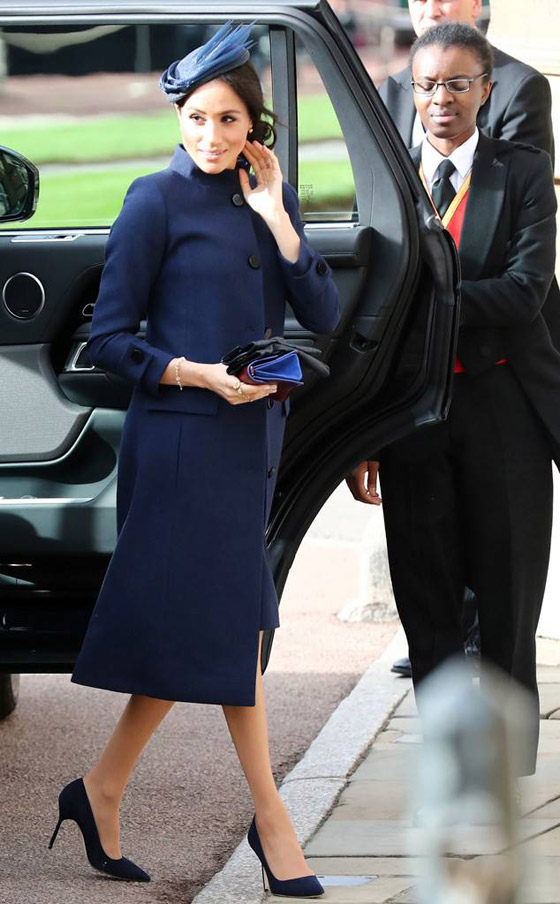 صور: إليكم أزياء العائلة المالكة في حفل زفاف الأميرة يوجيني حفيدة الملكة إليزابيث صورة رقم 5