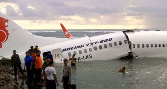 كارثة جوية: تحطم طائرة إندونيسية ومقتل 189 شخصاً كانوا على متنها  صورة رقم 3