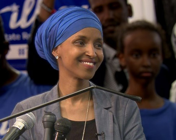 رشيدة الفلسطينية وإلهان الصومالية أول امرأتين مسلمتين بالكونغرس صورة رقم 8
