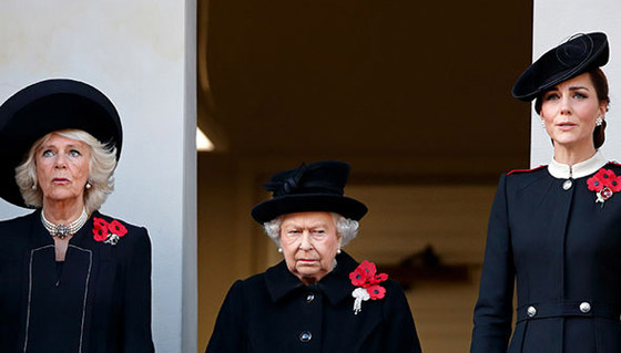 لماذا لم تقف ميغان ماركل بجانب العائلة المالكة في (يوم الذكرى)؟ صورة رقم 9