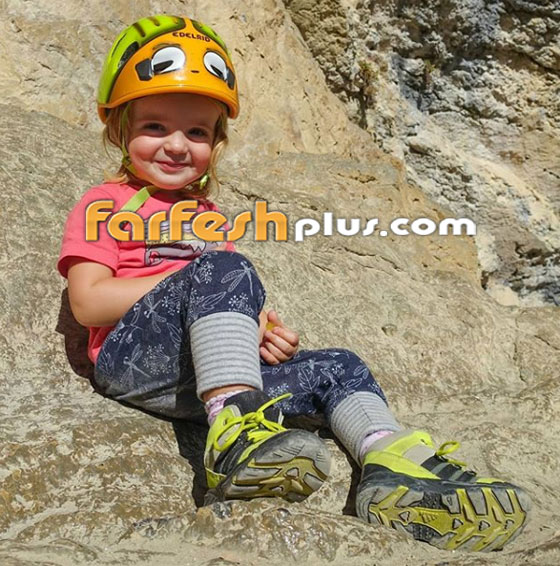  فيديو وصور متسلقة جبال تعلم أطفالها رياضة خطرة: تسلق الجبال! صورة رقم 14