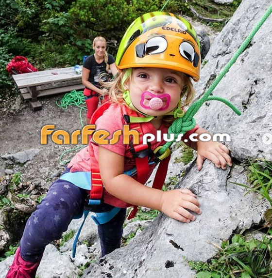  فيديو وصور متسلقة جبال تعلم أطفالها رياضة خطرة: تسلق الجبال! صورة رقم 28