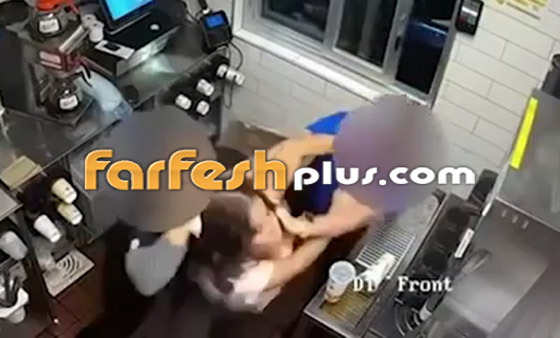 بالفيديو: أمريكية تعتدي على موظفة ماكدونالدز بسبب الكاتشب! صورة رقم 4