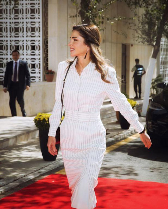 صور إطلالات الملكة رانيا بالأبيض في هذا العام صورة رقم 2