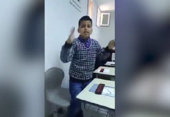 فيديو مذهل: طفل عربي عبقري يتحدى الآلة الحاسبة  صورة رقم 2