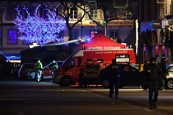 فرنسا: مقتل 3 وإصابة 12 شخصا في عملية إطلاق نار في سوق عيد الميلاد صورة رقم 10