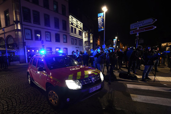 فرنسا: مقتل 3 وإصابة 12 شخصا في عملية إطلاق نار في سوق عيد الميلاد صورة رقم 14