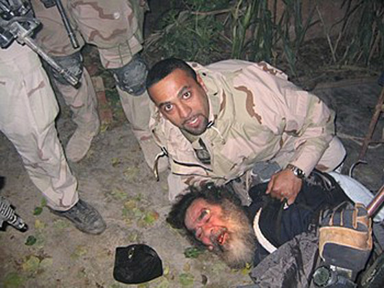 في ذكرى القبض على الرئيس العراقي صدام حسين.. شهادات عن آخر ساعاته صورة رقم 1