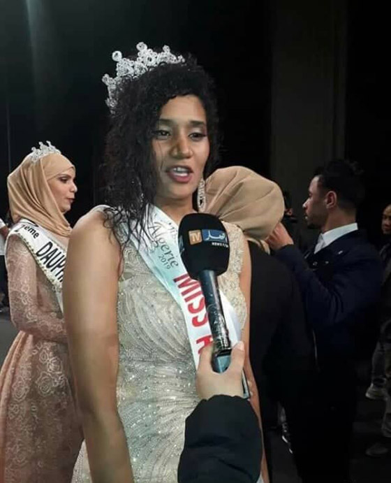 فيديو ملكة جمال الجزائر خديجة بن حمو ترد على مهاجميها صورة رقم 6
