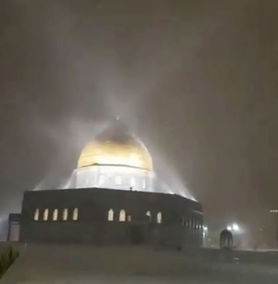  فيديو وصور تأسر قلوب المسلمين: أمطار وثلوج فوق قبة الصخرة بالقدس  صورة رقم 6