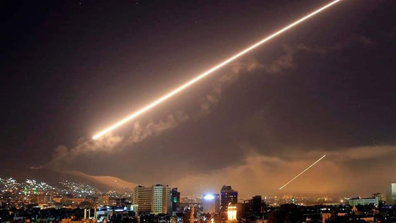 غارات إسرائيلية تستهدف مواقع إيرانية داخل الأراضي السورية صورة رقم 3