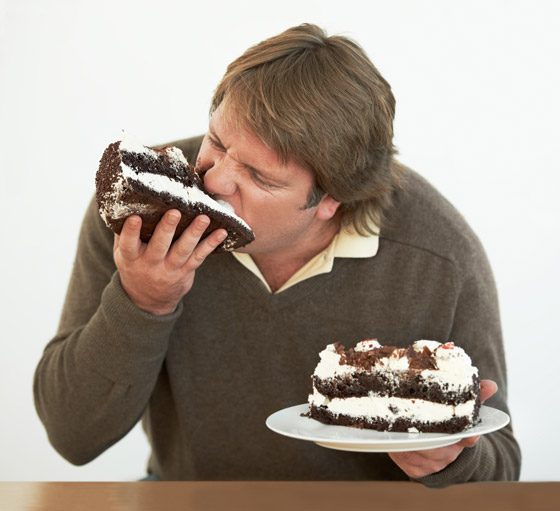 إحذروا تناول الطعام بسرعة.. قد يسبب الضرر بصحتكم صورة رقم 6