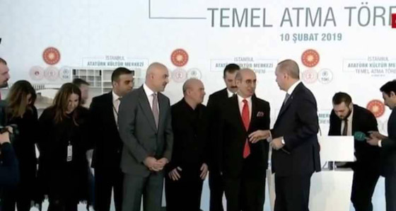 بالفيديو.. الميكروفون المفتوح يحرج أردوغان ويكشف عن مشاكل خطيرة صورة رقم 1