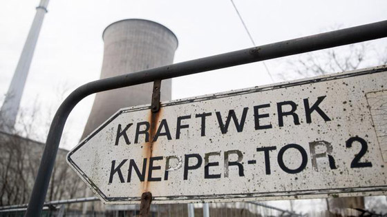 بالصور: تفجير محطة توليد طاقة ألمانية في عرض استثنائي مذهل! صورة رقم 7