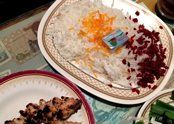 كيف سحر هذا المطعم الإيراني شديد التواضع بدبي المشاهير والعامة؟ صورة رقم 11