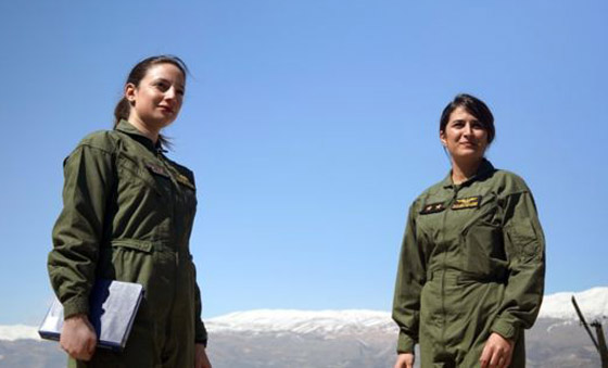 بالفيديو والصور: نساء في سلاح الجو اللبناني كقائدات طائرات صورة رقم 2