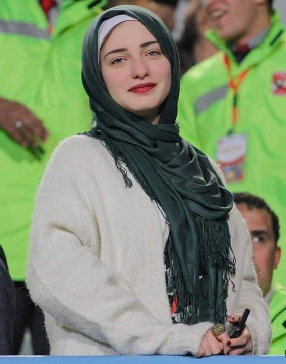 بالفيديو والصور صحفية مصرية تفوز بتاج ملكة جمال المحجبات صورة رقم 4