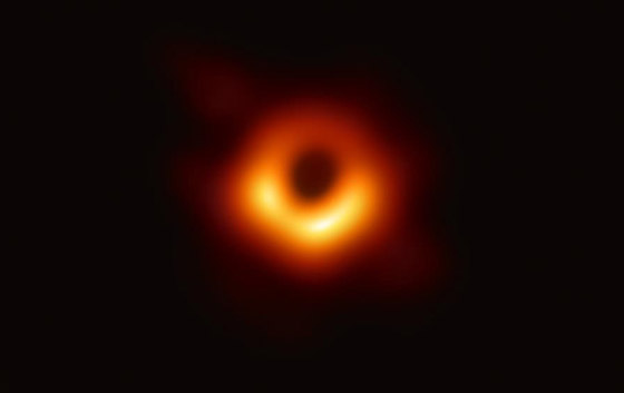 أكبر إنجاز فلكي بالتاريخ: طالبة تقوم بالتقاط أول صورة حقيقية لثقب أسود صورة رقم 1