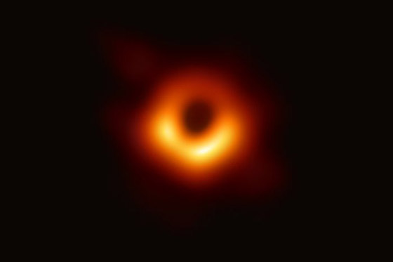 أكبر إنجاز فلكي بالتاريخ: طالبة تقوم بالتقاط أول صورة حقيقية لثقب أسود صورة رقم 7