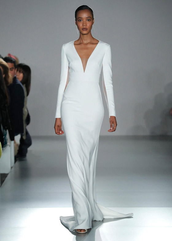 تصاميم فساتين زفاف عام 2020 تظهر تأثير ميغان ماركل القوي صورة رقم 9